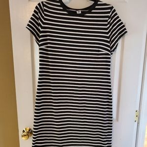 Old Navy black & white cotton stretch dress